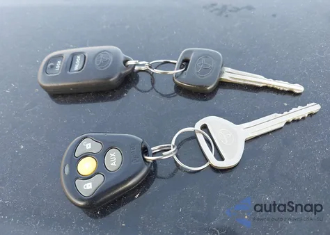 2004 Toyota Corolla S from USA, damaged, VIN 1NXBR32EX4Z216974